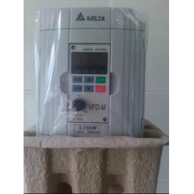 VFD007M43B DELTA VFD-M VFD Inverter Frequency converter 750w 1HP 3PHASE 380V 400HZ for Small processing machinery