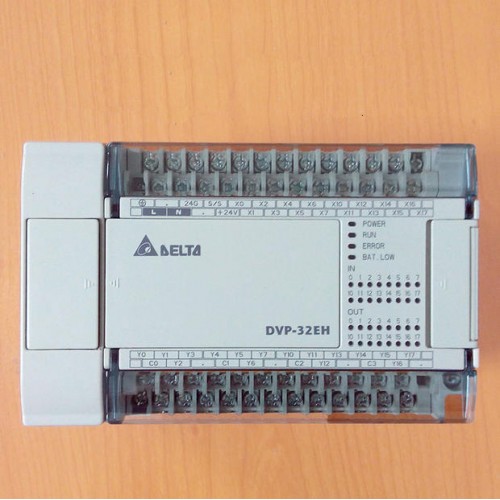DVP32EH00R3 Delta EH2/EH3 Series PLC DI 16 DO 16 Relay output 100-240VAC new in box