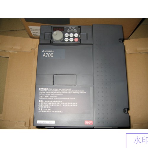 FR-A740-11K-CHT FR-A700 VFD Inverter input 3 phase 380V output 3 ph 380~480V 23A 11KW 0.2~400Hz with keypad new