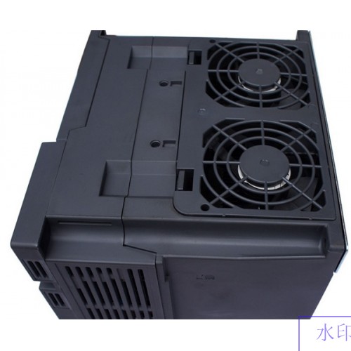 FR-F740-18.5K-CHT FR-F700 VFD Inverter input 3 phase 380V output 3 ph 380~480V 30A 18.5KW 0.5~400Hz with keypad new